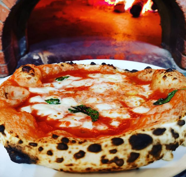 neapolitan pizza inverness Cheese & Tomatin