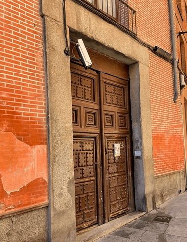 las carboneras convent door madrid old town